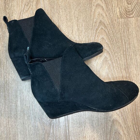 TOMS | Black Kelsey Wedge Boot Size 8.5 - Picture 2 of 10
